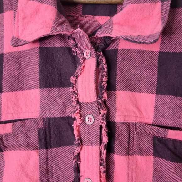 We the Free Oversized Pink Raw Hem Button Down Plaid Shirt Size Small - Picture 2 of 10